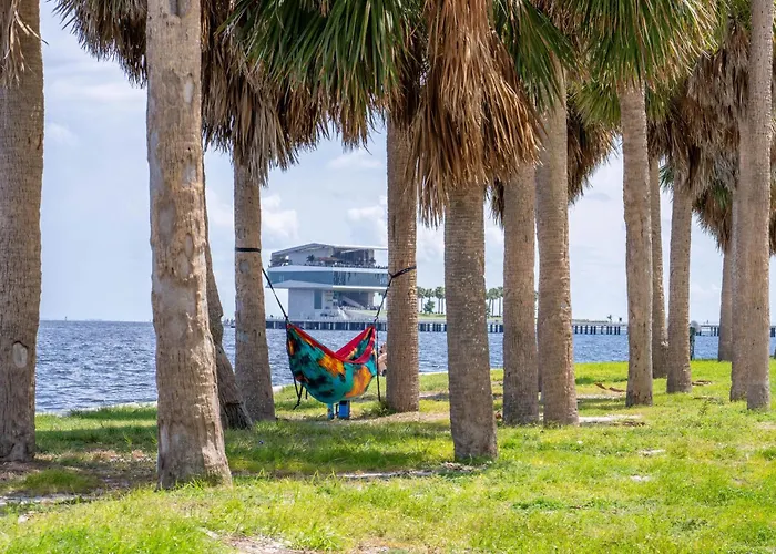 St Pete Boho Getaway Walk To Pier And Beach