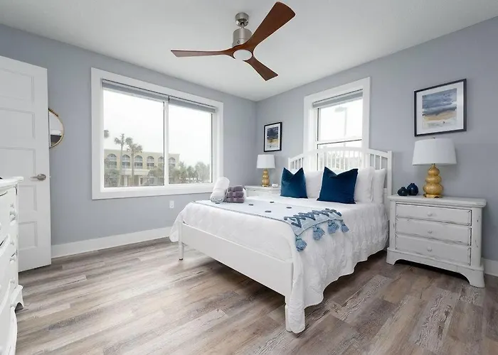 Be A Nomad - 2 Bedroom Ocean View Condo - Steps To Jacksonville Beach