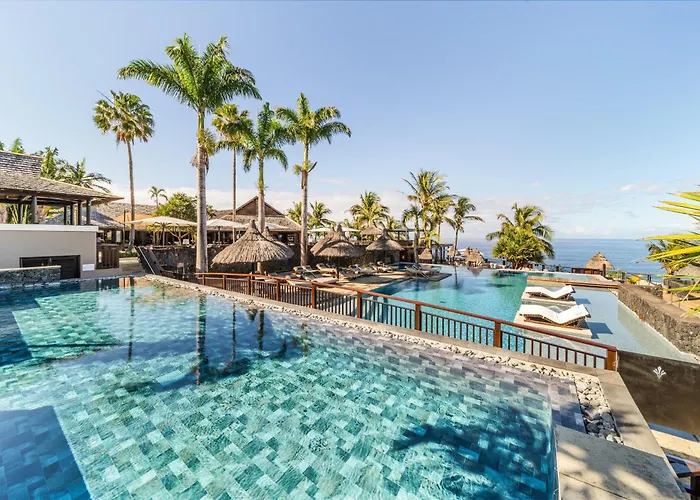 Palm Hotel & Spa