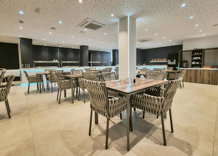 Apartamentos Ponent