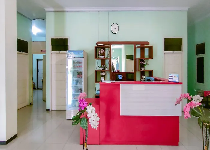 Djati Homestay Redpartner Near Gor Djarum Kudus