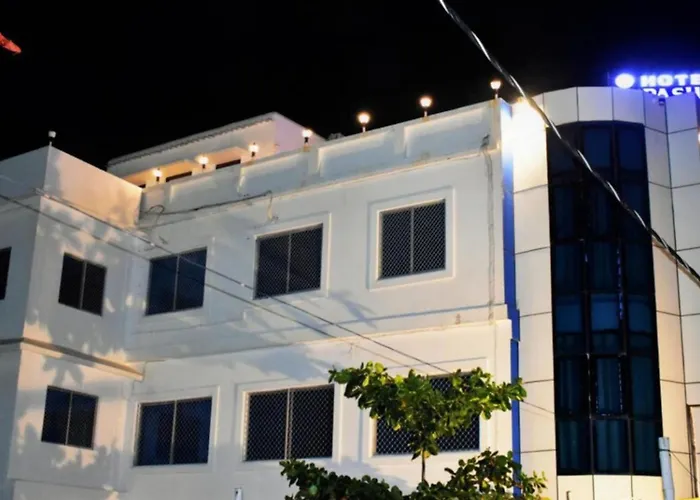 Hotel R Bangala Puri হোটেল রূপশ্রী বাংলা होटल रूपश्री बंगला Sea-View-Room And-Near-Temple Fully-Air-Conditioned-Hotel With-Wifi-Restaurant-And-Parking-Facility - Book Now