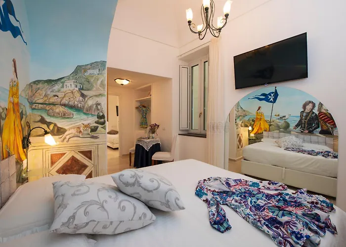 Aparthotel Antica Repubblica In The Historical Center 2 Minutes Away,100Mt From The Sea