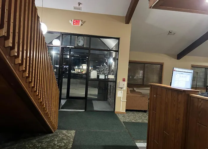 Northwoods Inn & Suites - Blackduck