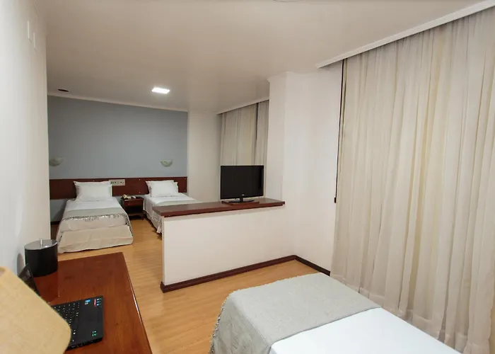 City Hotel by Fast10 - Parque Harmonia, Estádio Beira Rio, Cais Embarcadero
