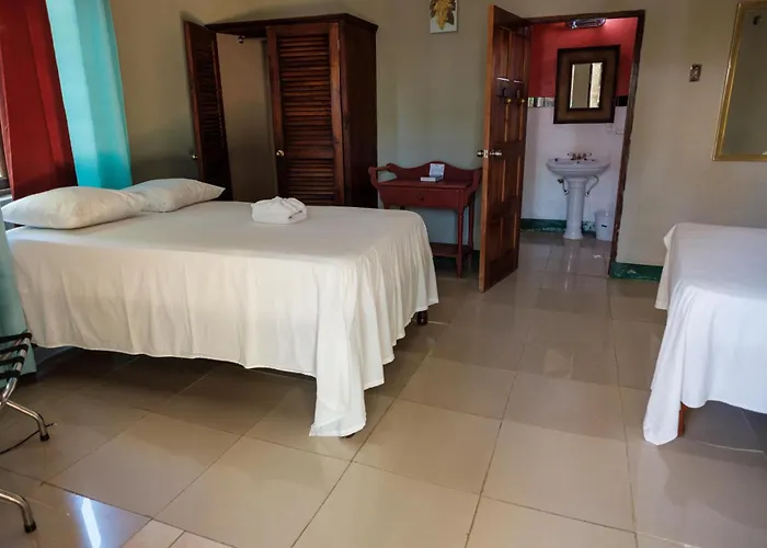 Indigo Beach Resort