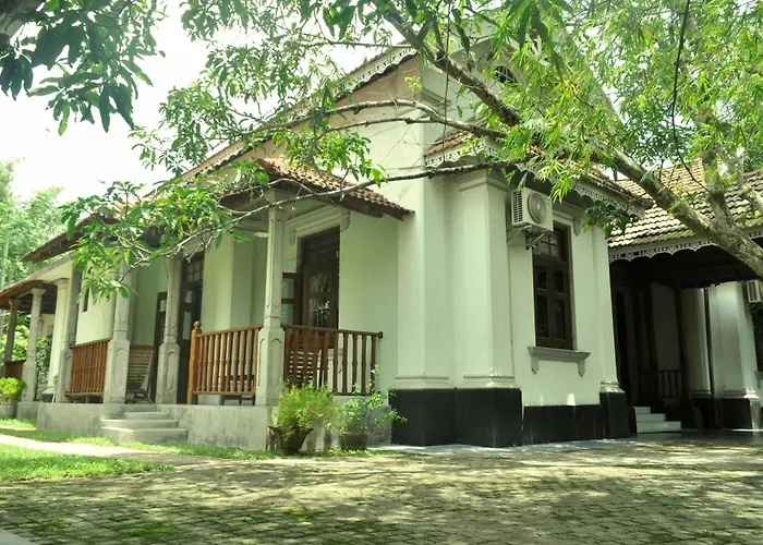 Villa 80