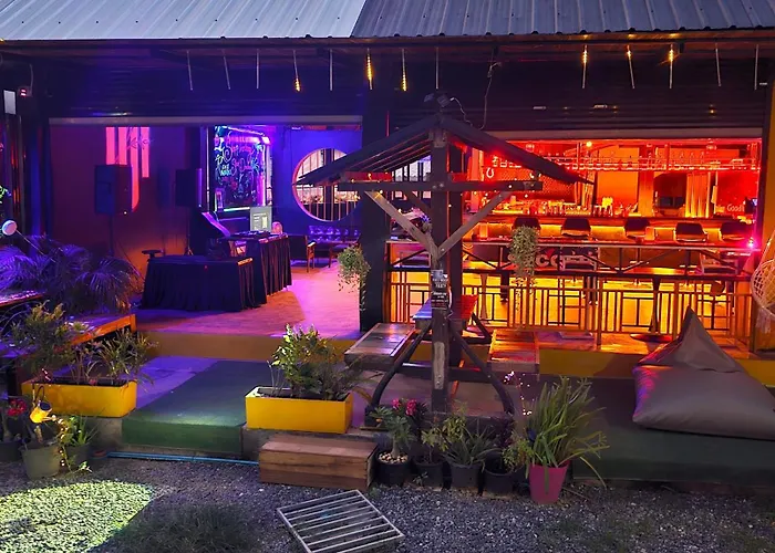 Mbar Hostel Haad Rin