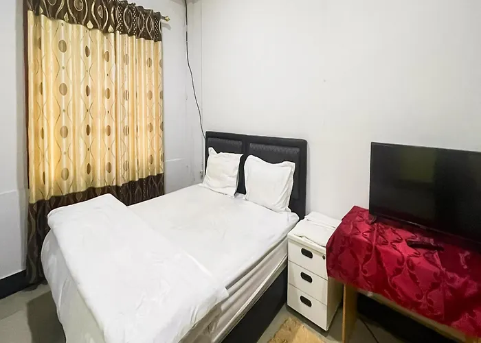 Reddoorz Near Salib Kasih Tarutung