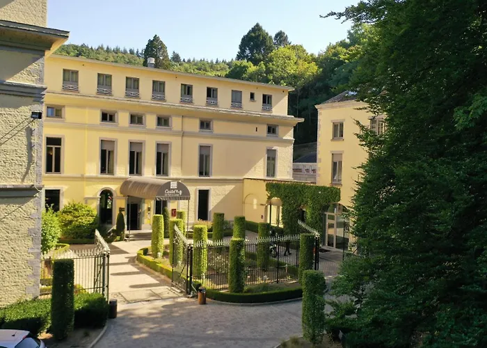 Castel De Pont-A-Lesse