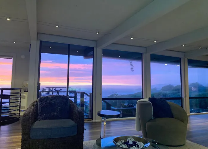 Bodega Bay Magical Ocean Front W/Amazing View!
