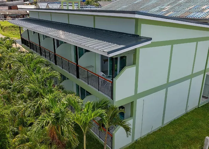 Karon Hotel At 22