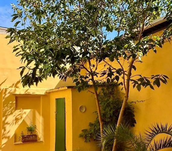 Maremosso Studio By The Sea With Shared Garden