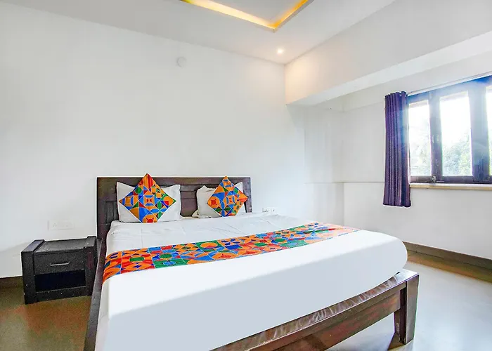 Fabhotel Comfort Stays - Nr Miramar Beach