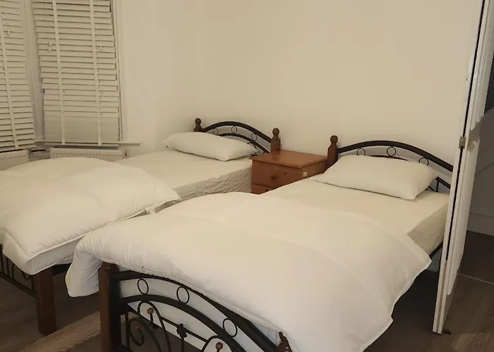 The London En-Suite