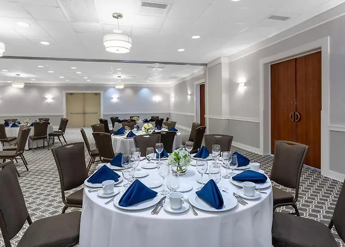 88 Palms Hotel & Event Center