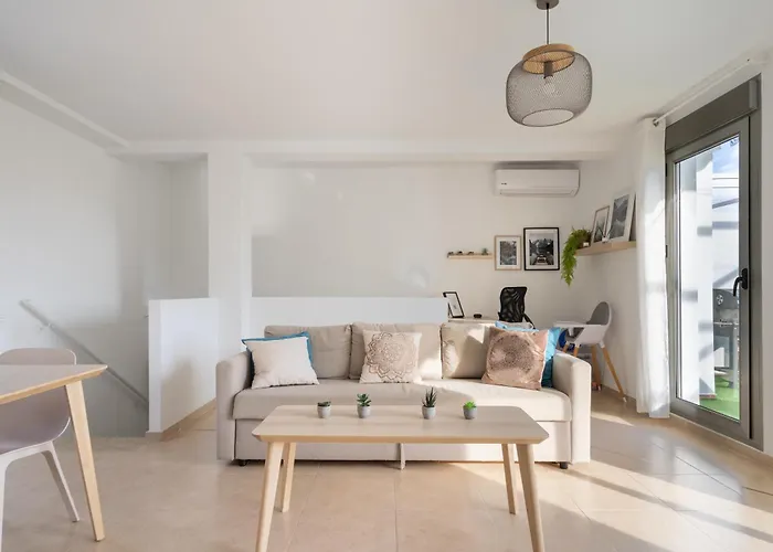 Apartamento Cervantes con terraza y vistas al mar