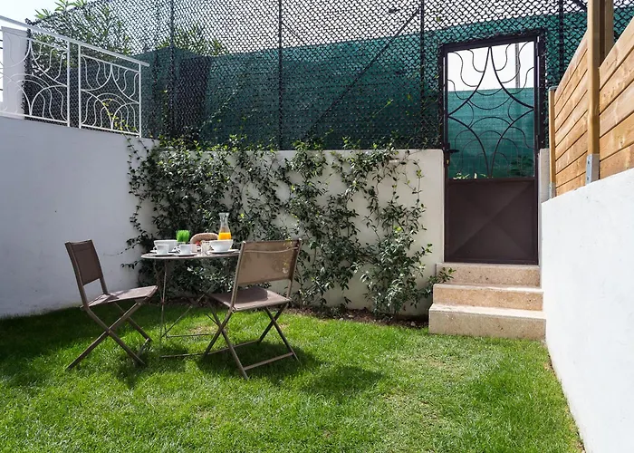 Villa Velvet