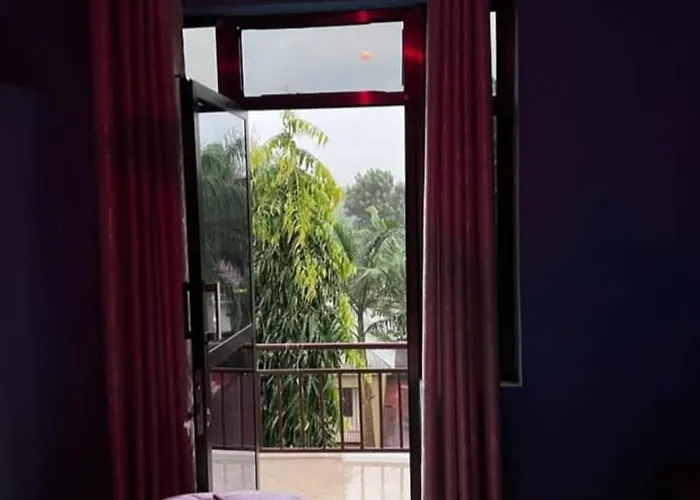 Kilimanjaro Smiley Inn
