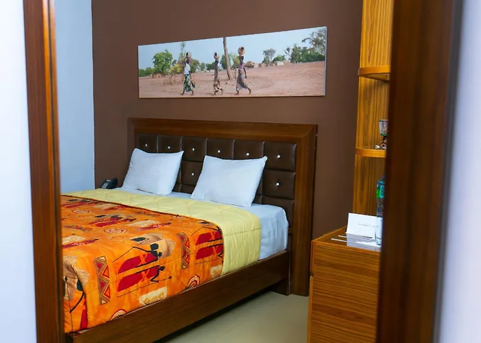 Wakola Hotel Cheikh Anta Diop