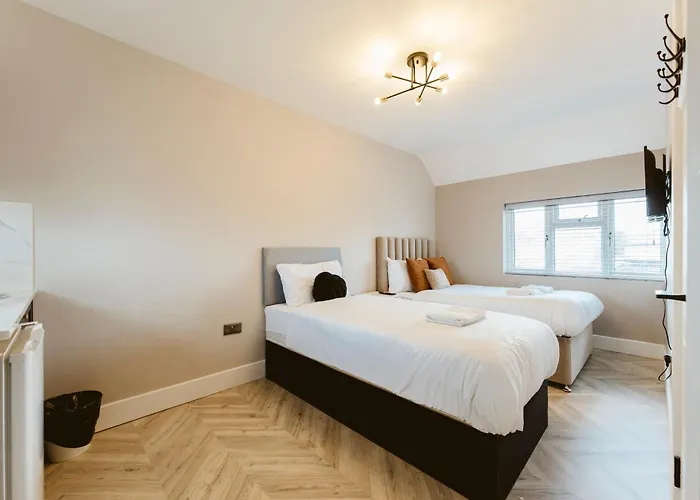 West Drayton Self Contained Studios
