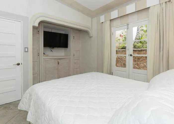 Villa Caprichosa Boutique Hotels