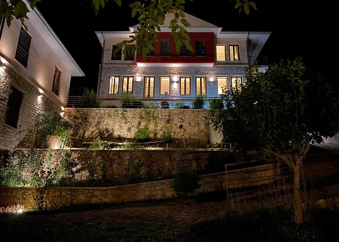 Arktos Hotel