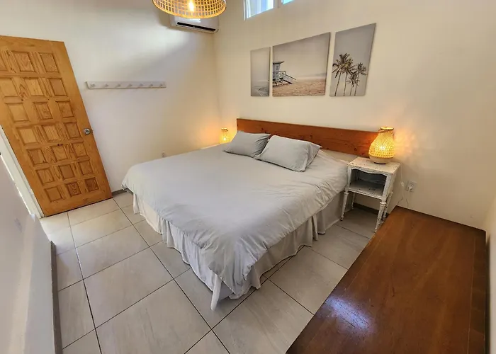 Casa Lucia - Beachfront House