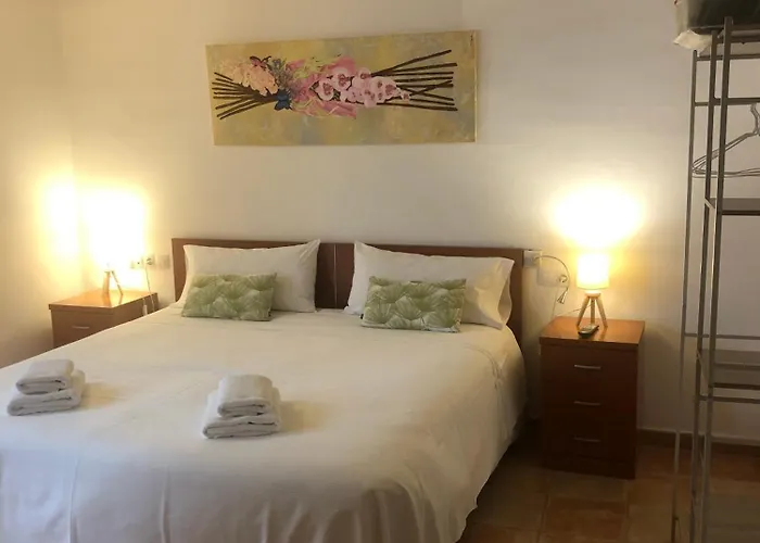 Hostal La Salut De Terrades