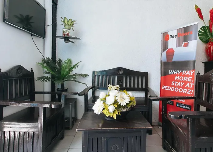 Reddoorz Plus At Villa Gloria Taguig