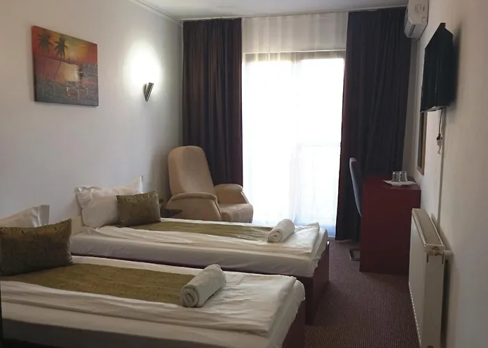 Rhc Royal Hotel