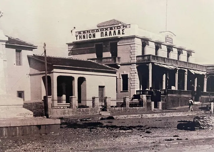 Tinion Urban Hotel