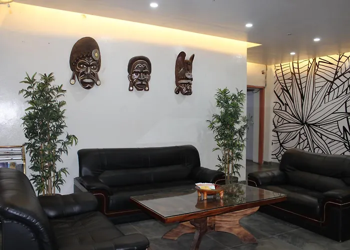 Pacific Crown Hotel
