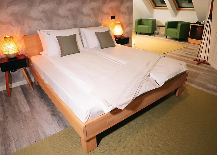 Nature Nest Bran - Adults Only