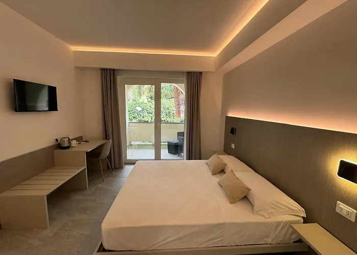 Villa Mimosa Florital - Free Private Parking On site&in Tropea