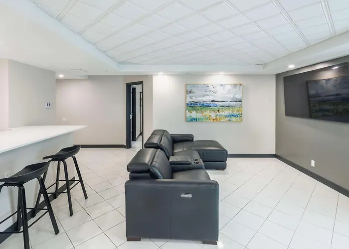 Les Suites de Laviolette Ascend Hotel Collection