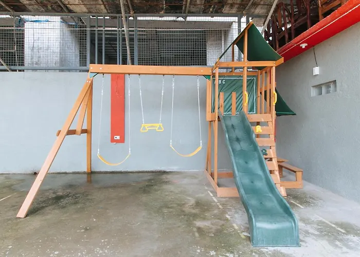 Reddoorz Plus Near Tambo Paranaque