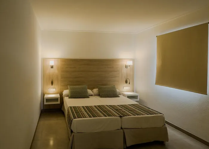 Apartamentos La Santa Maria
