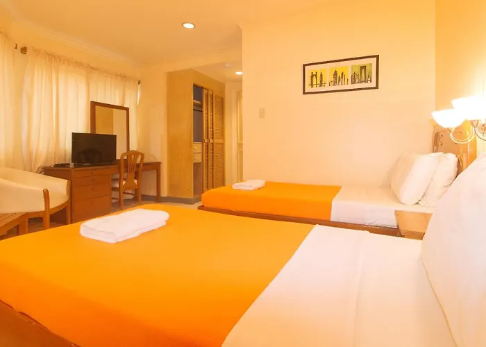 Royal Am Rei Hotel By Reddoorz
