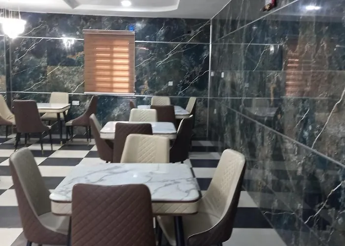 Pecos Place Hotel & Suite