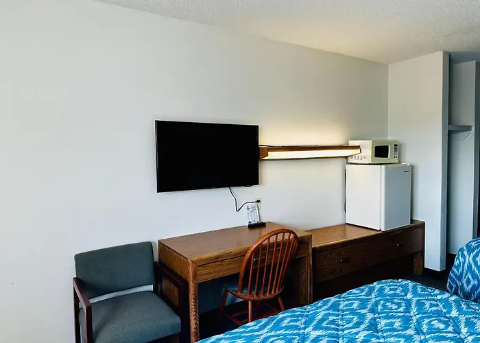 American Inn Ozark