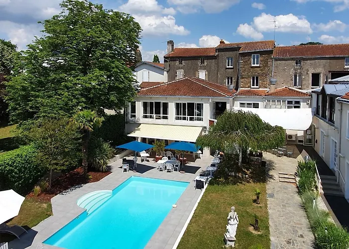 Hôtel Restaurant les Voyageurs