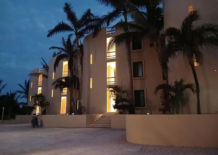 Villa 301, Ground Floor, Oceanfront!