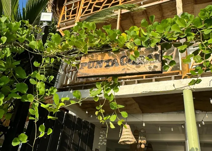 Cabana Punta Coral