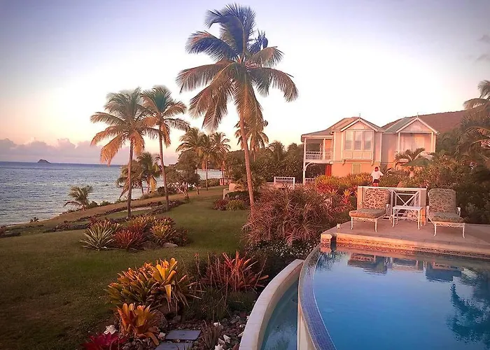 Oceanfront 3Br-3Bath Villa Spectacular Views Pool