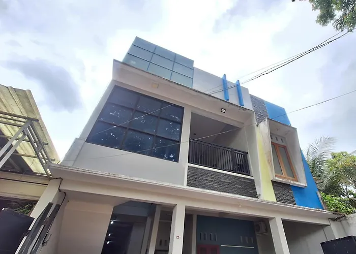 Hkp Homestay Redpartner Blitar