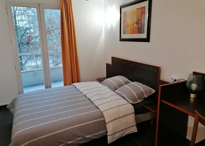 Appart Hotel La Defense