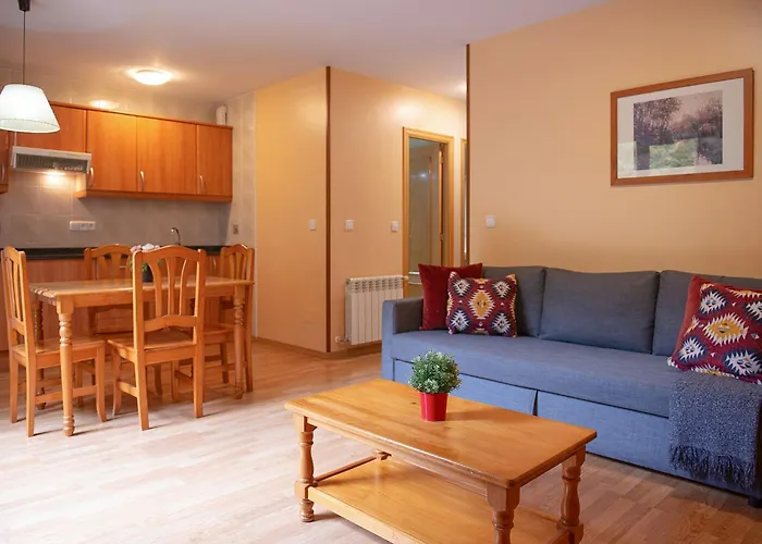 Vista Arinsal Apartments