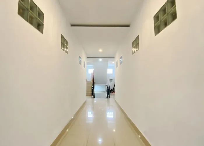 D'Hills Hotel