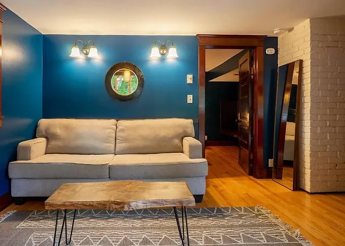 Charming 1Bd Suite In Capitol Hill - Foxglove Inn